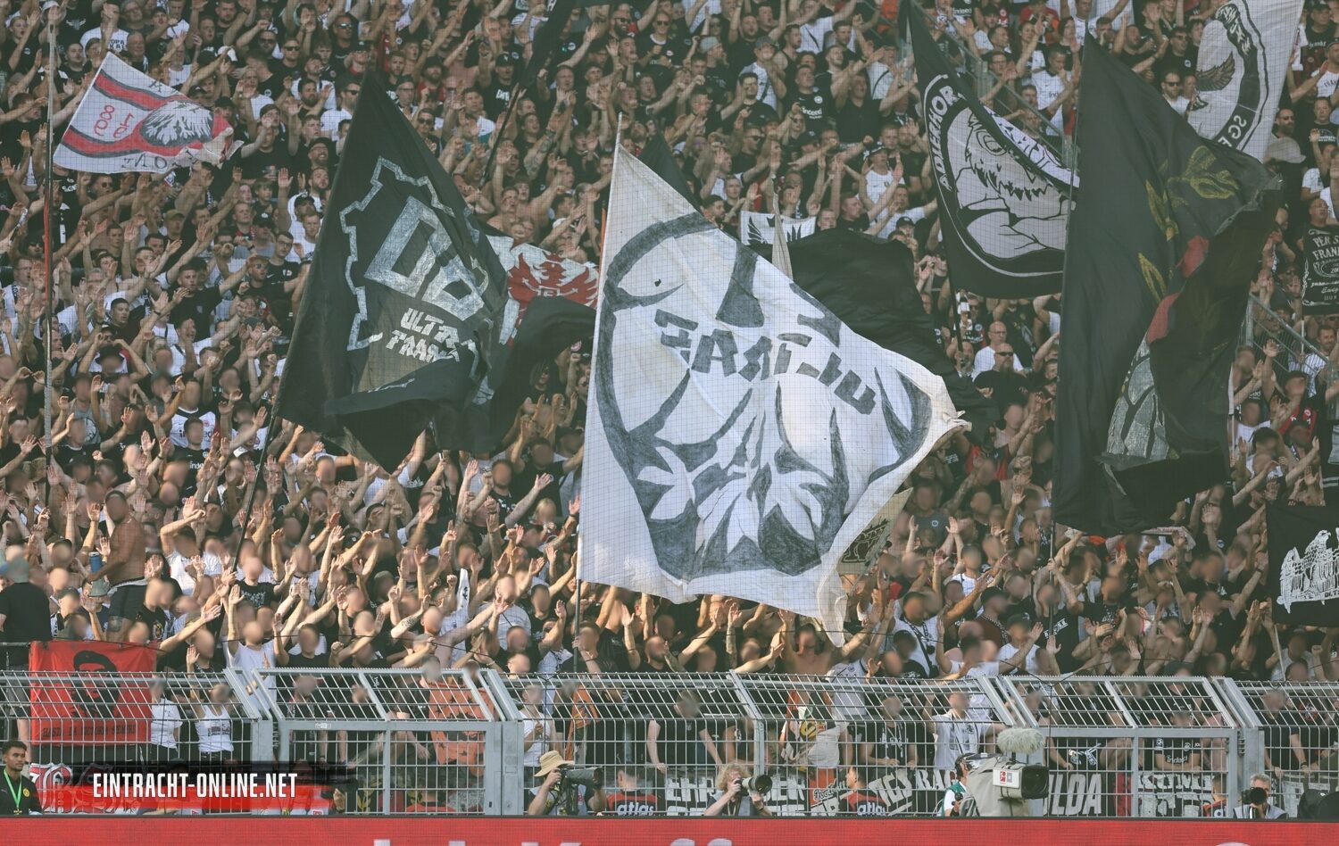 Borussia Dortmund – Eintracht Frankfurt 2-0 (8)