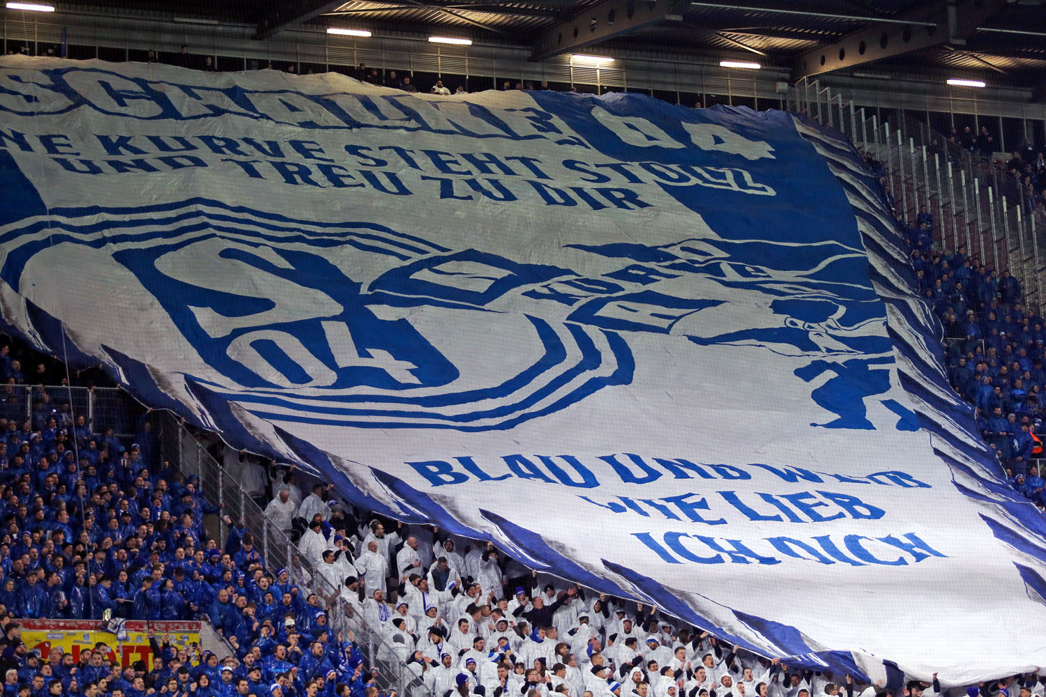 1. FC Kaiserslautern – FC Schalke 04 4-1 (2)