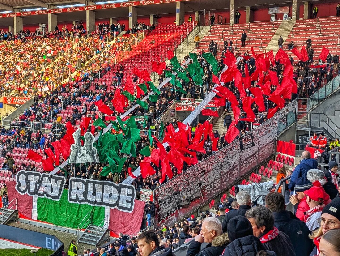 1. FSV Mainz 05 – FC Augsburg 0-0 (1)