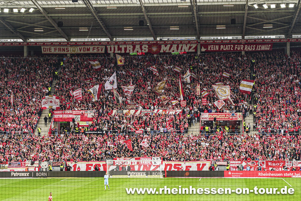 1. FSV Mainz 05 – RB Leipzig 0-2 (12)