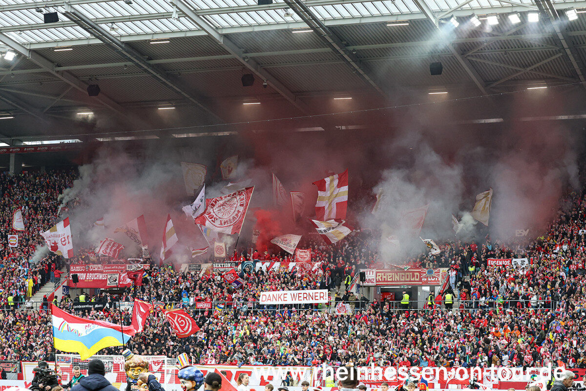 1. FSV Mainz 05 – FC St. Pauli 2-0 (11)