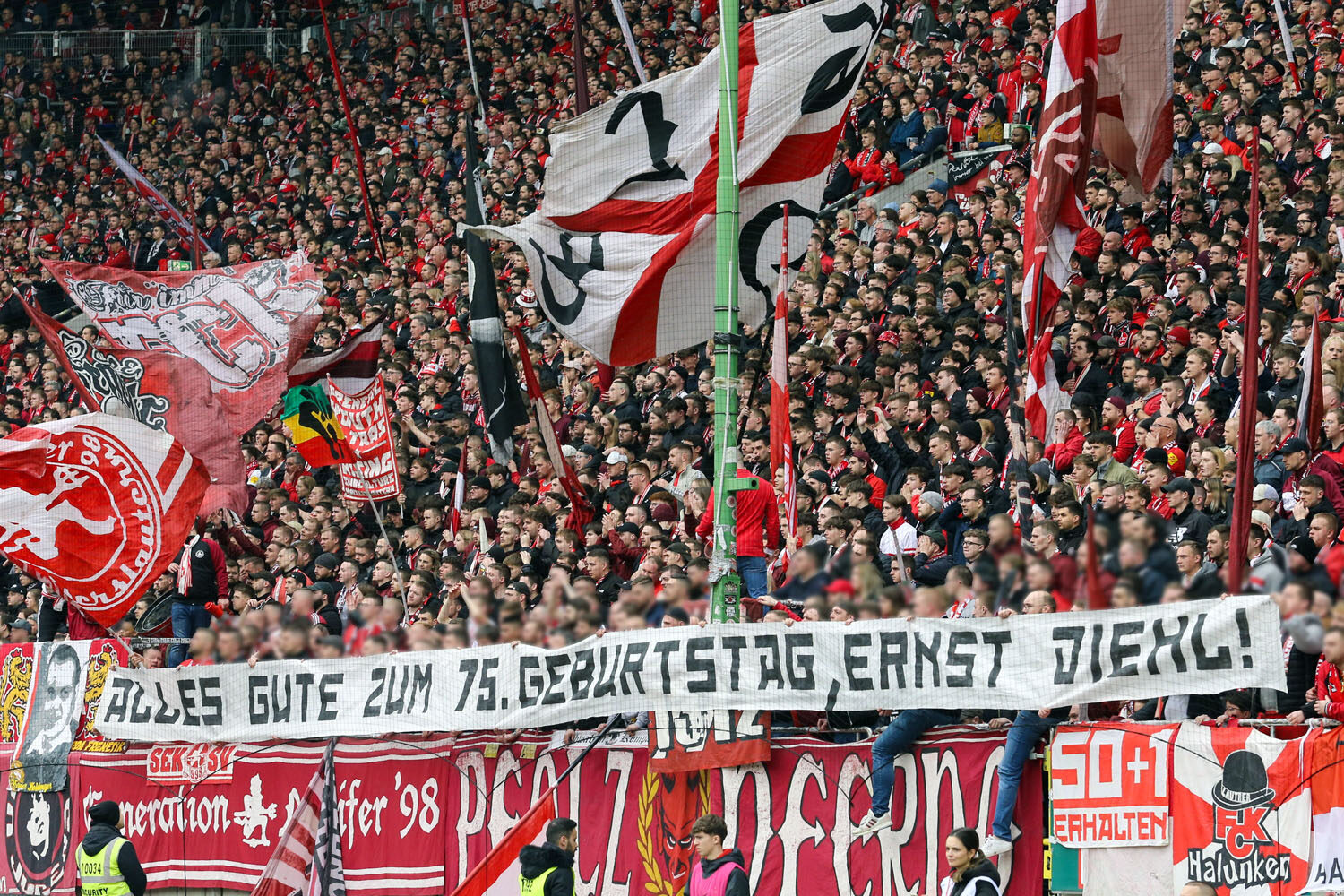 1. FC Kaiserslautern – Fortuna Düsseldorf 1-3 (8)