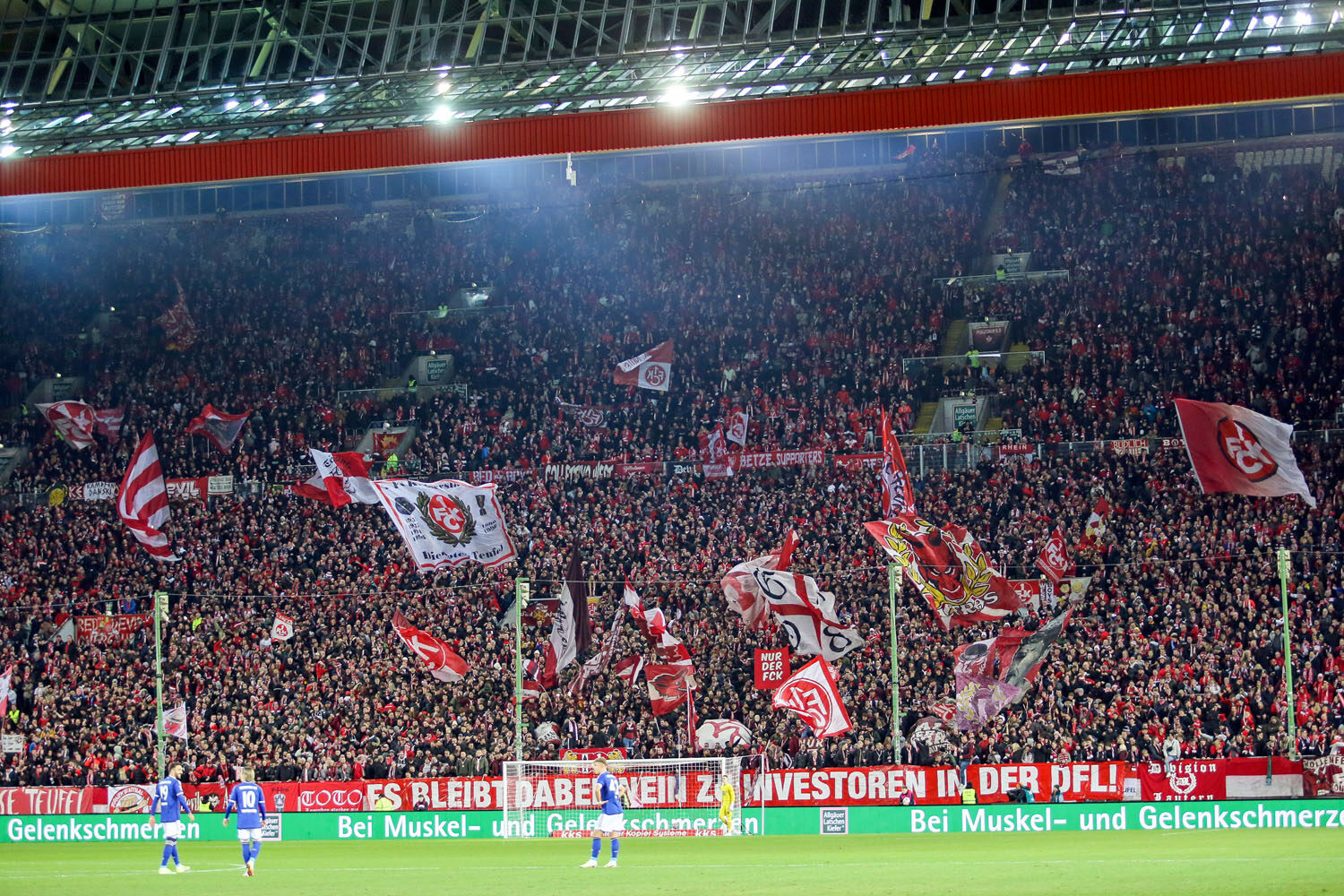 1. FC Kaiserslautern – FC Schalke 04 4-1 (15)