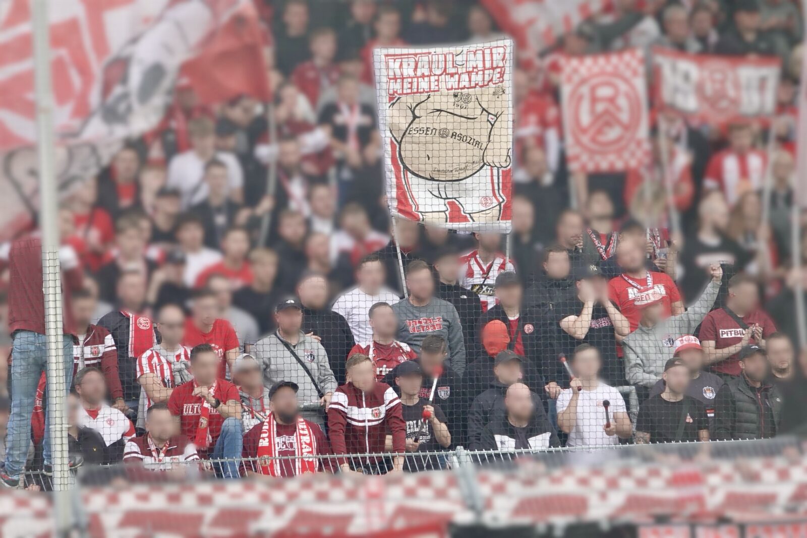 SV Waldhof Mannheim – Rot-Weiss Essen 6:1 (14)