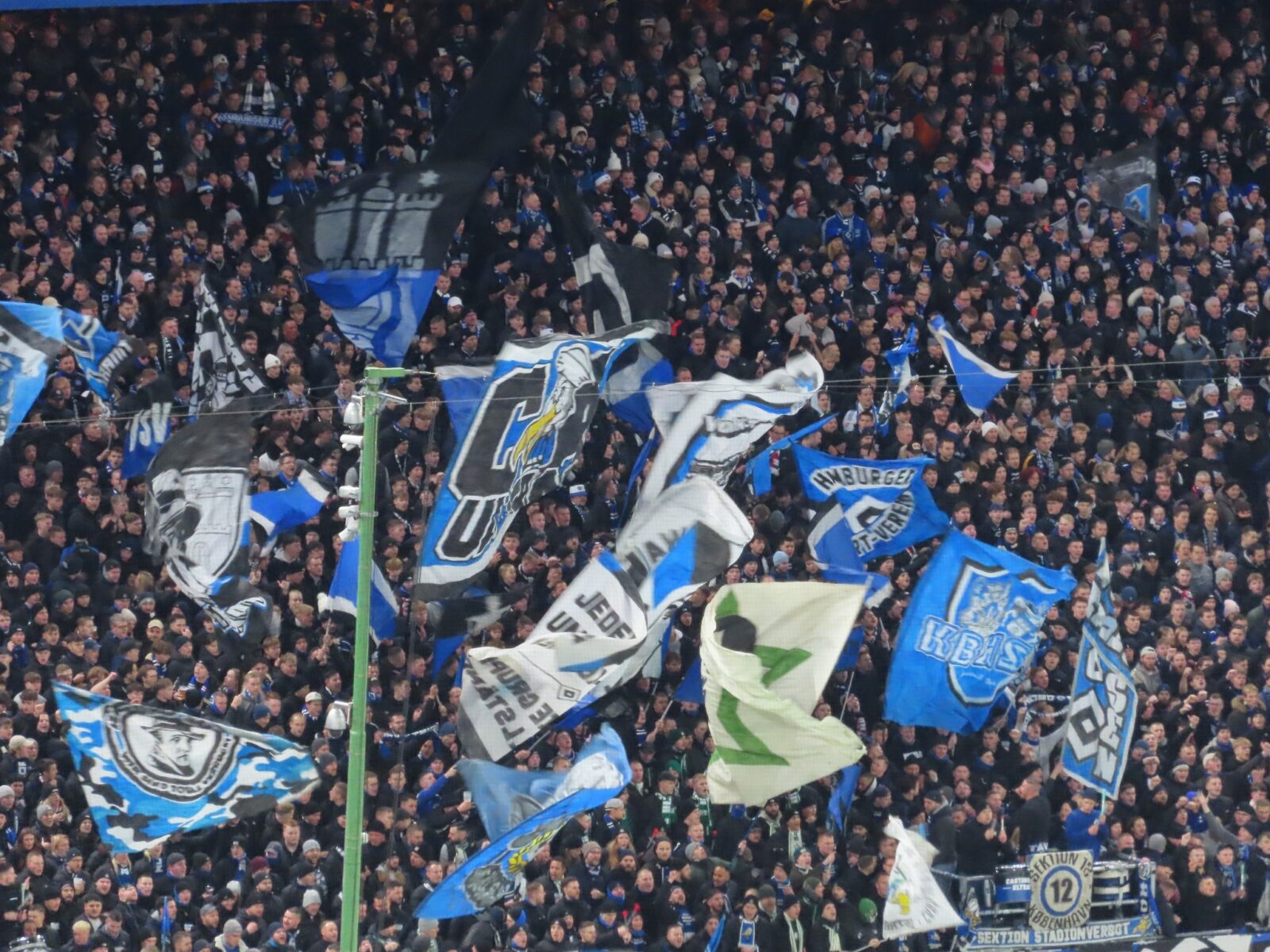 Hamburger SV – FC Schalke 04 2-2 (31)