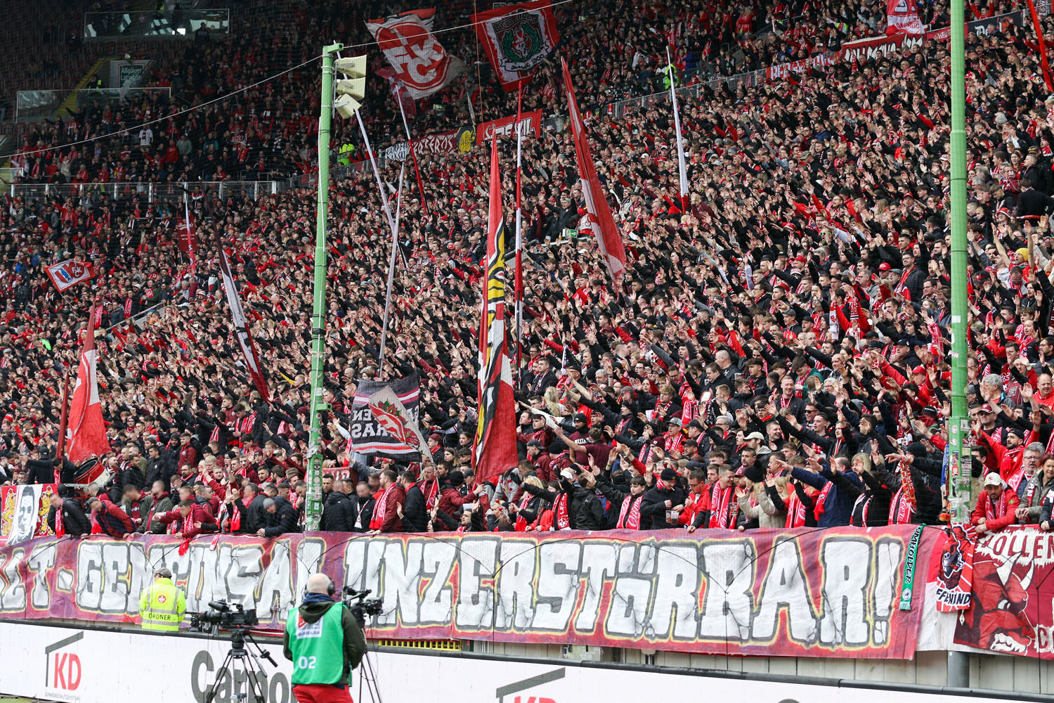 1. FC Kaiserslautern – VfL Osnabrück 3-2 (16)