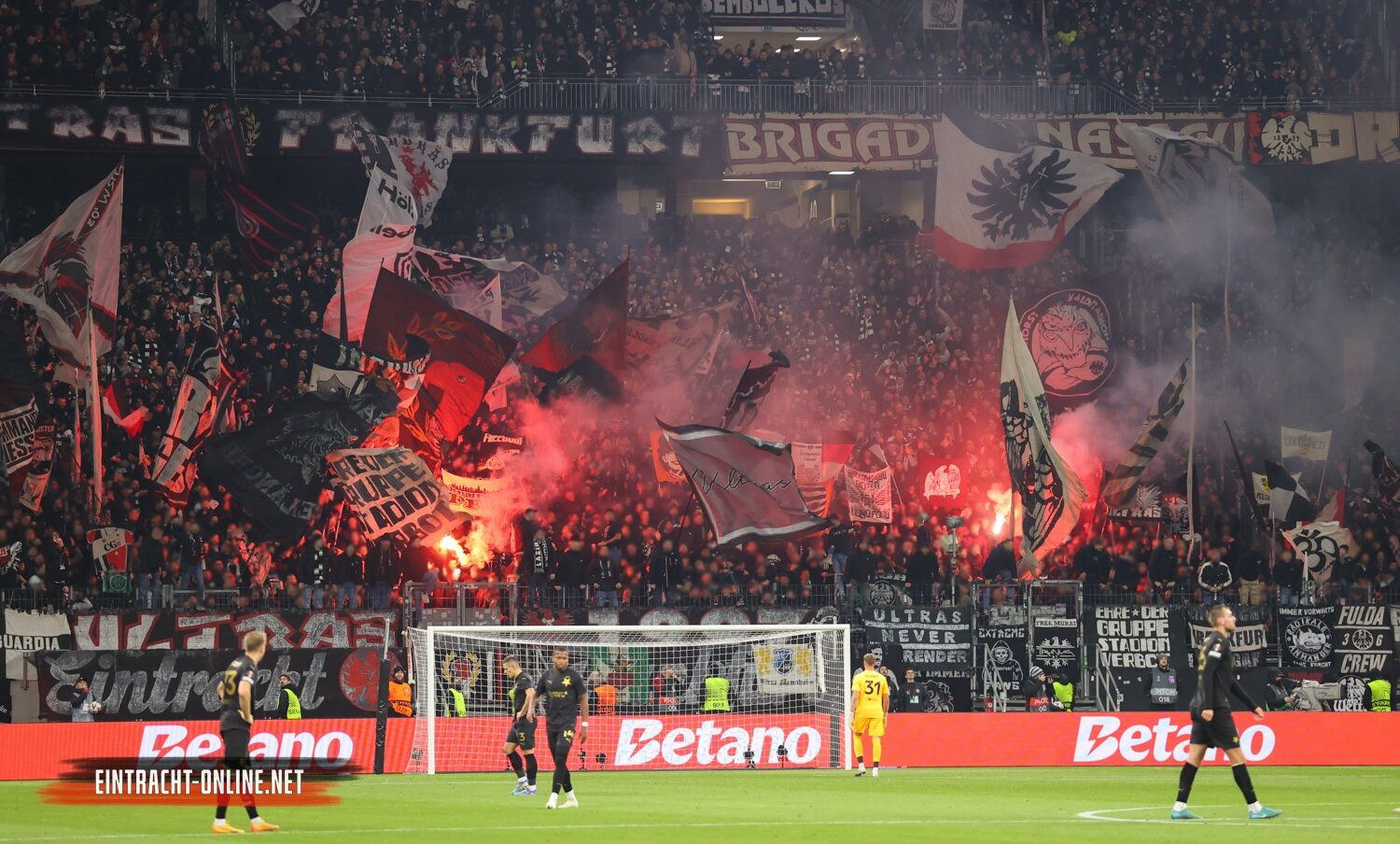 Eintracht Frankfurt – Slavia Prag 1-0 (38)