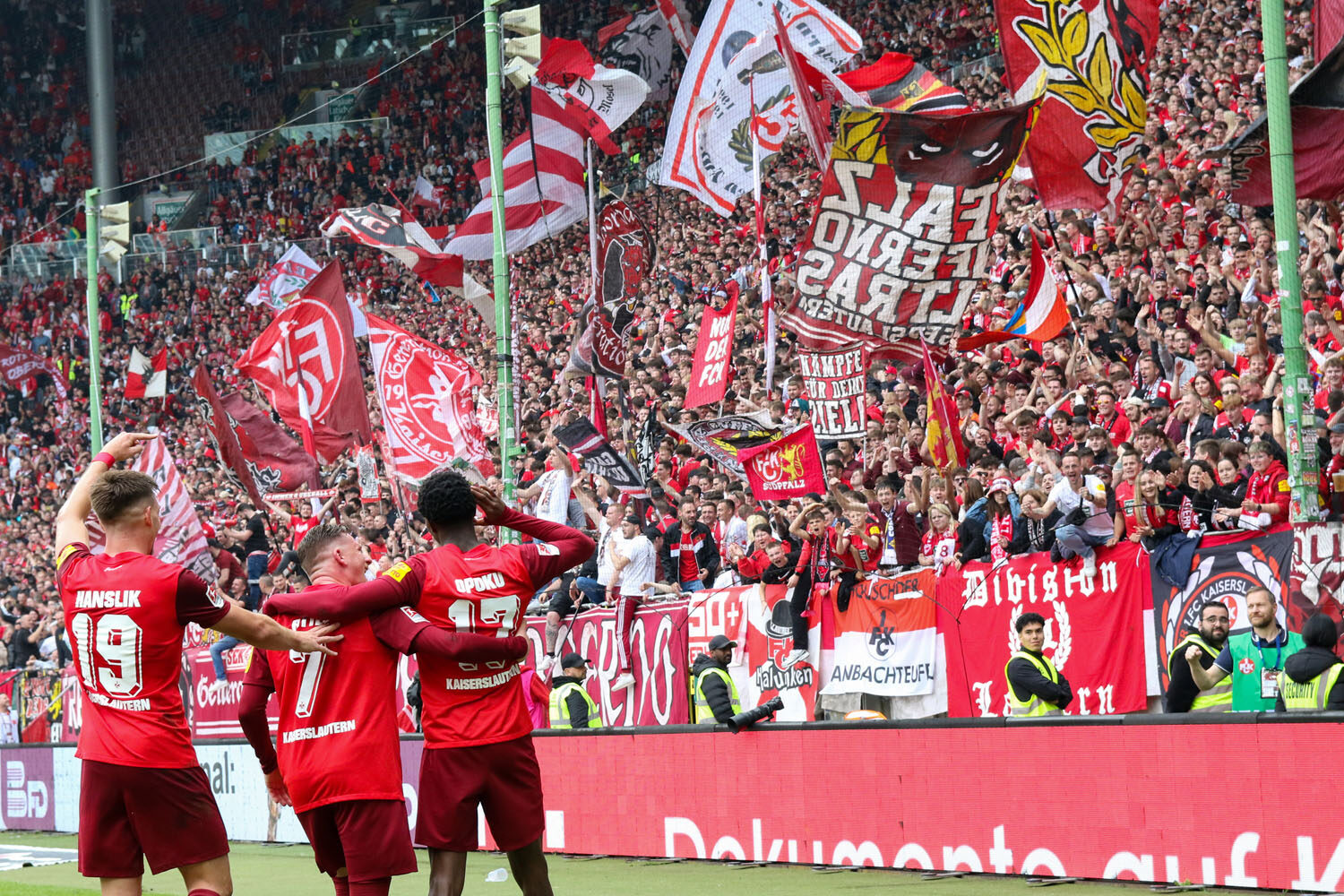 1. FC Kaiserslautern – Eintracht Braunschweig (7)