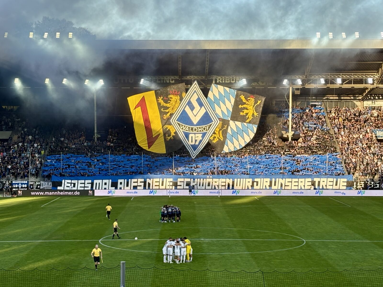 SV Waldhof Mannheim – Viktoria Köln 2-0 (10)