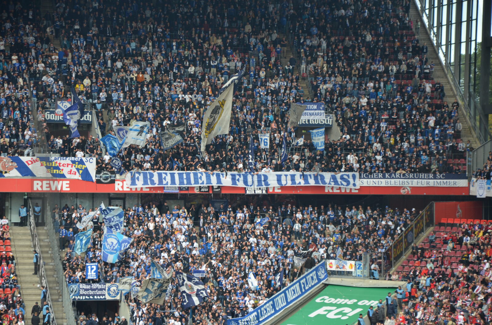 1. FC Köln – Karlsruher SC 4-4 (4)