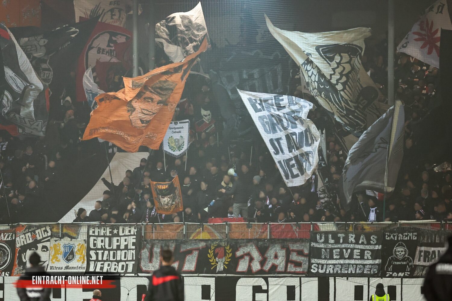 1. FC Heidenheim – Eintracht Frankfurt 0-4 (8)