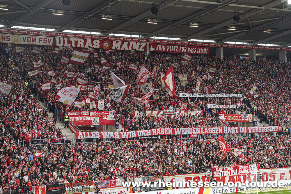 1. FSV Mainz 05 – RB Leipzig 0-2 (8)
