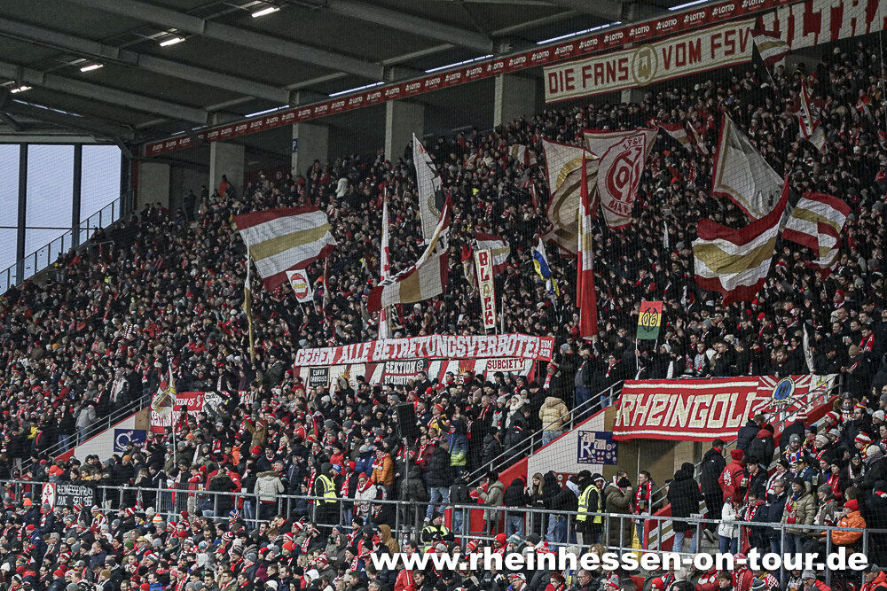 1. FSV Mainz 05 – VfL Wolfsburg 1-1 (14)