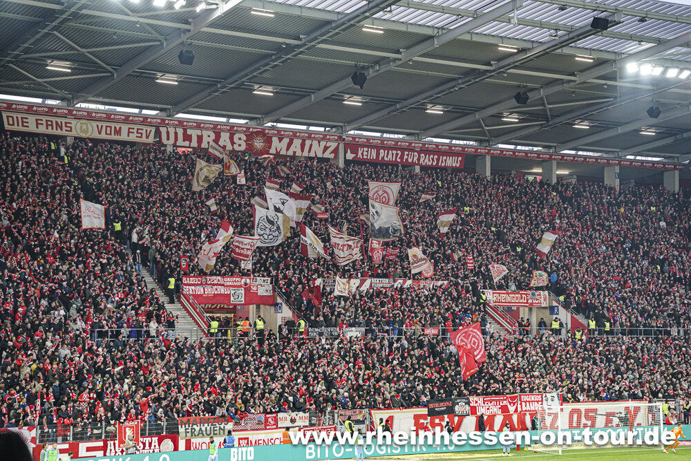 1. FSV Mainz 05 – VfL Bochum 2-0 (8)
