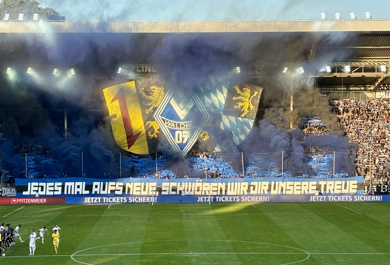 SV Waldhof Mannheim – Viktoria Köln 2-0 (14)