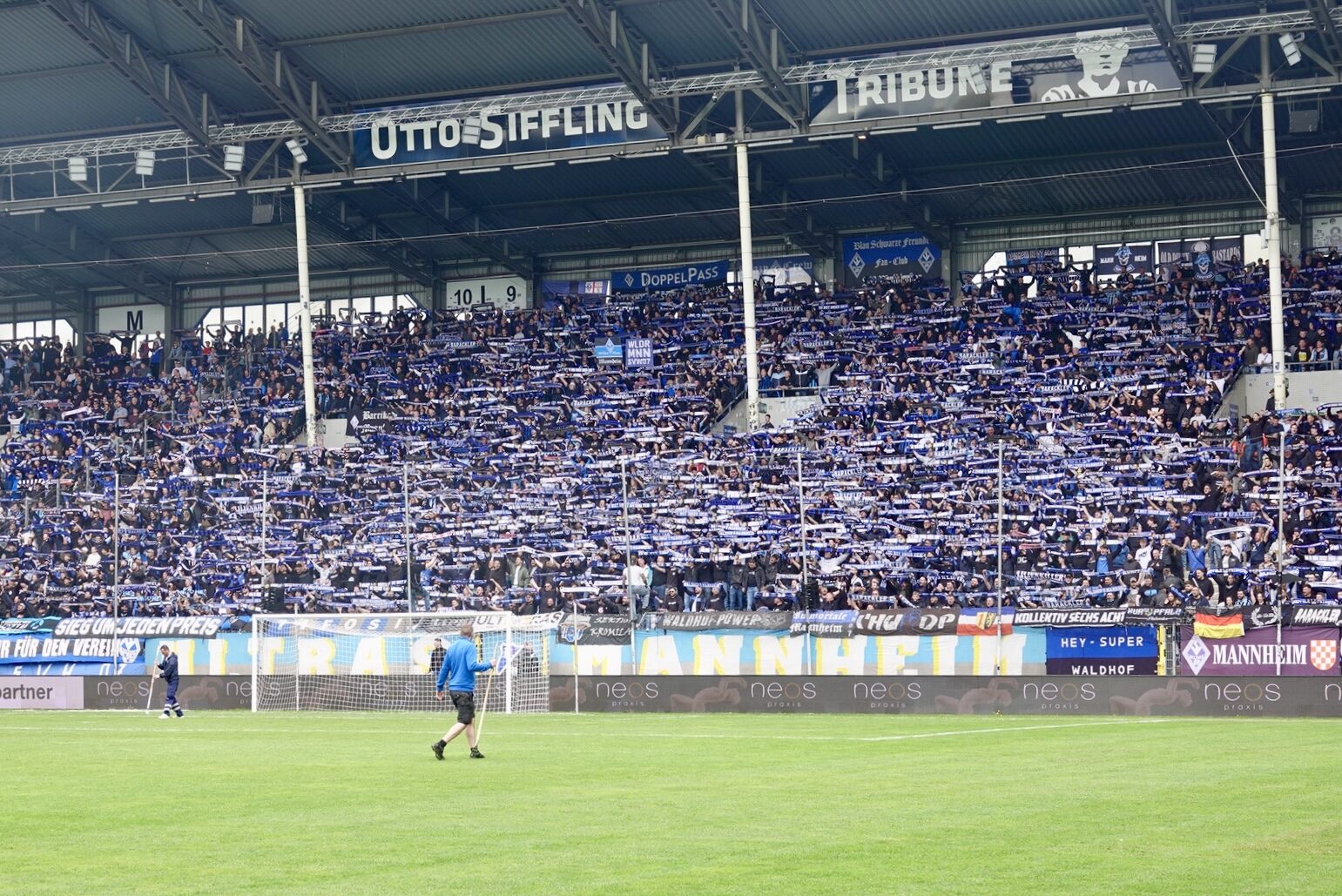 SV Waldhof Mannheim – TSV 1860 München 0-3 (9)