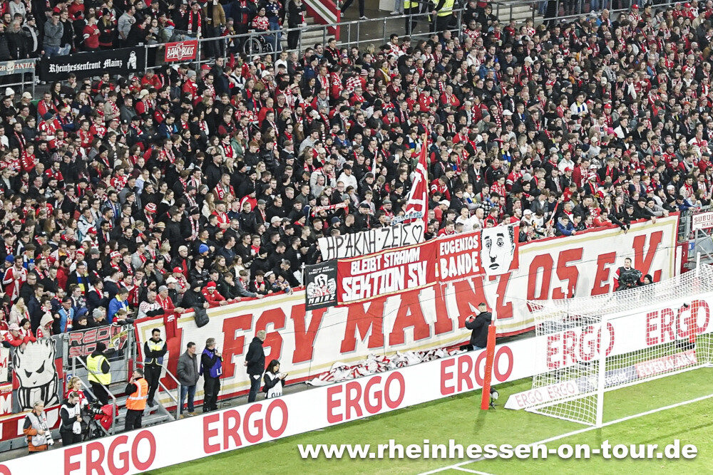1. FSV Mainz 05 – FC Bayern München 0-4 (11)