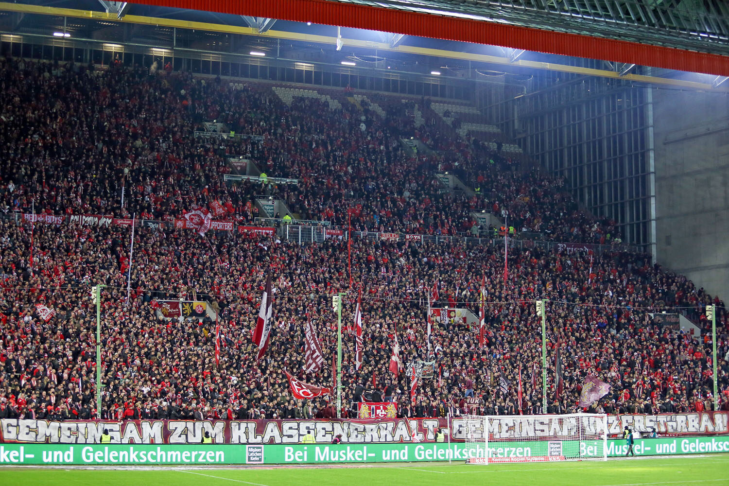 1. FC Kaiserslautern – FC Schalke 04 4-1 (11)