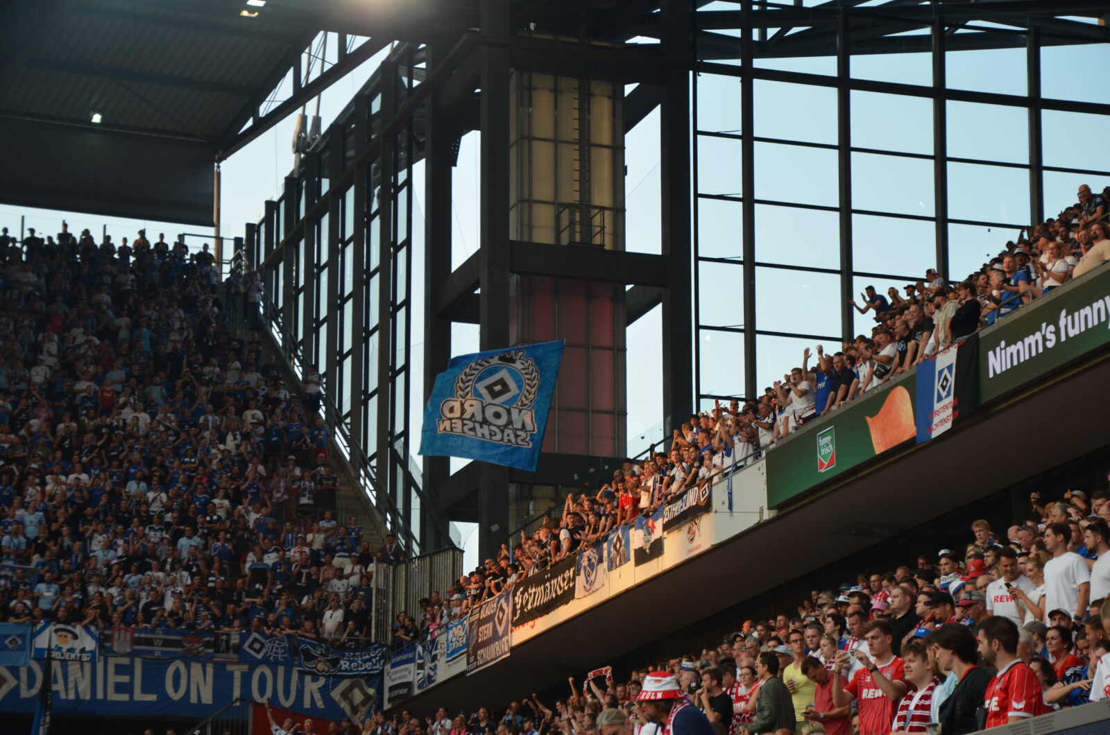 1. FC Köln – Hamburger SV 1-2 (2)