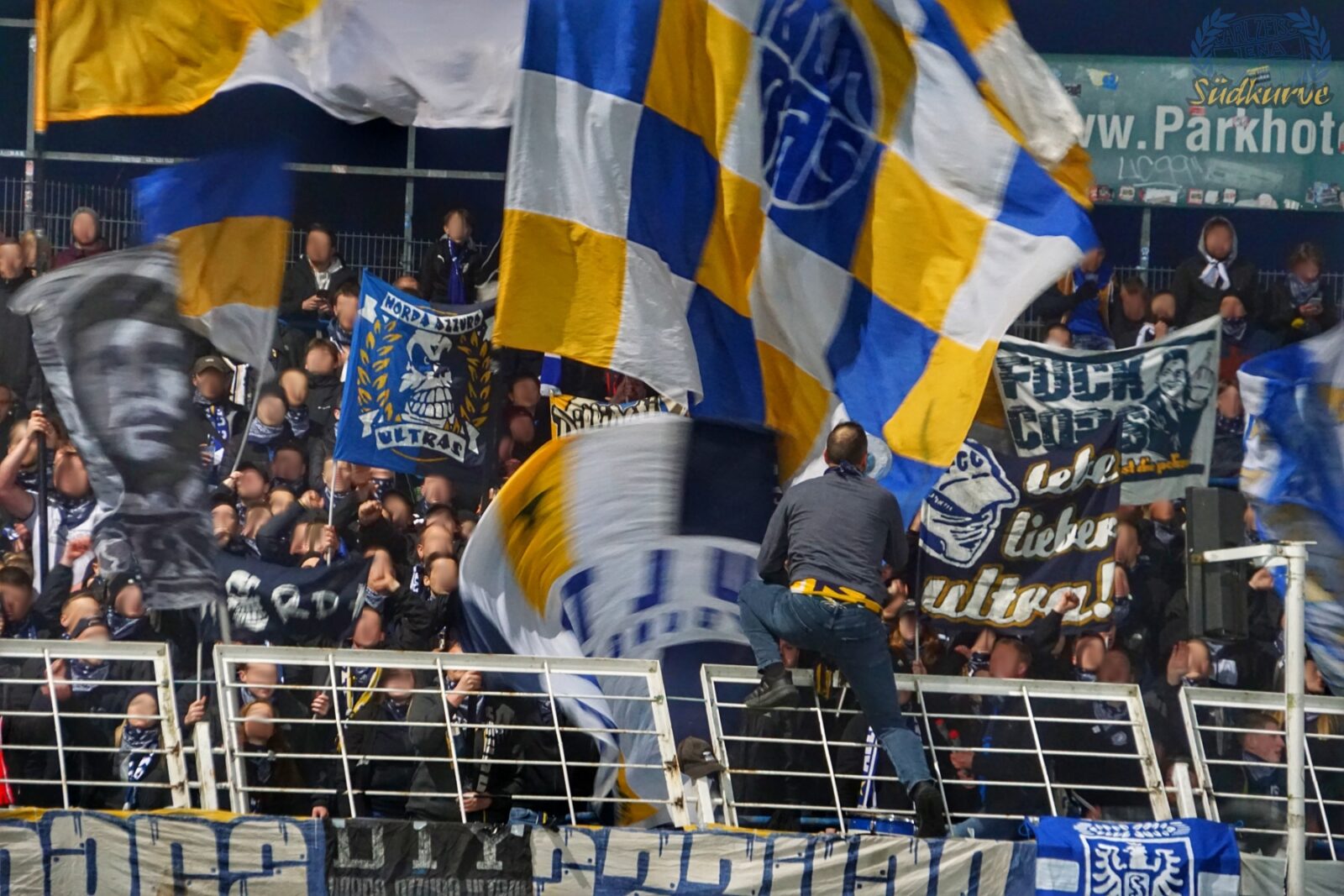 1. FC Lokomotive Leipzig – FC Carl Zeiss Jena 2-0 (18)