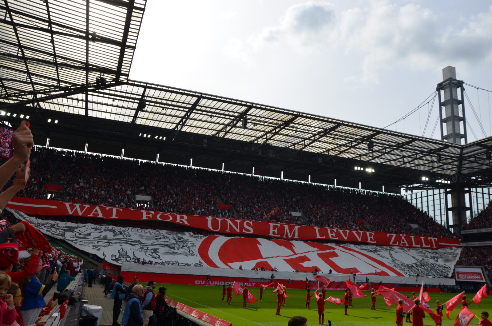 1. FC Köln – Karlsruher SC 4-4 (33)