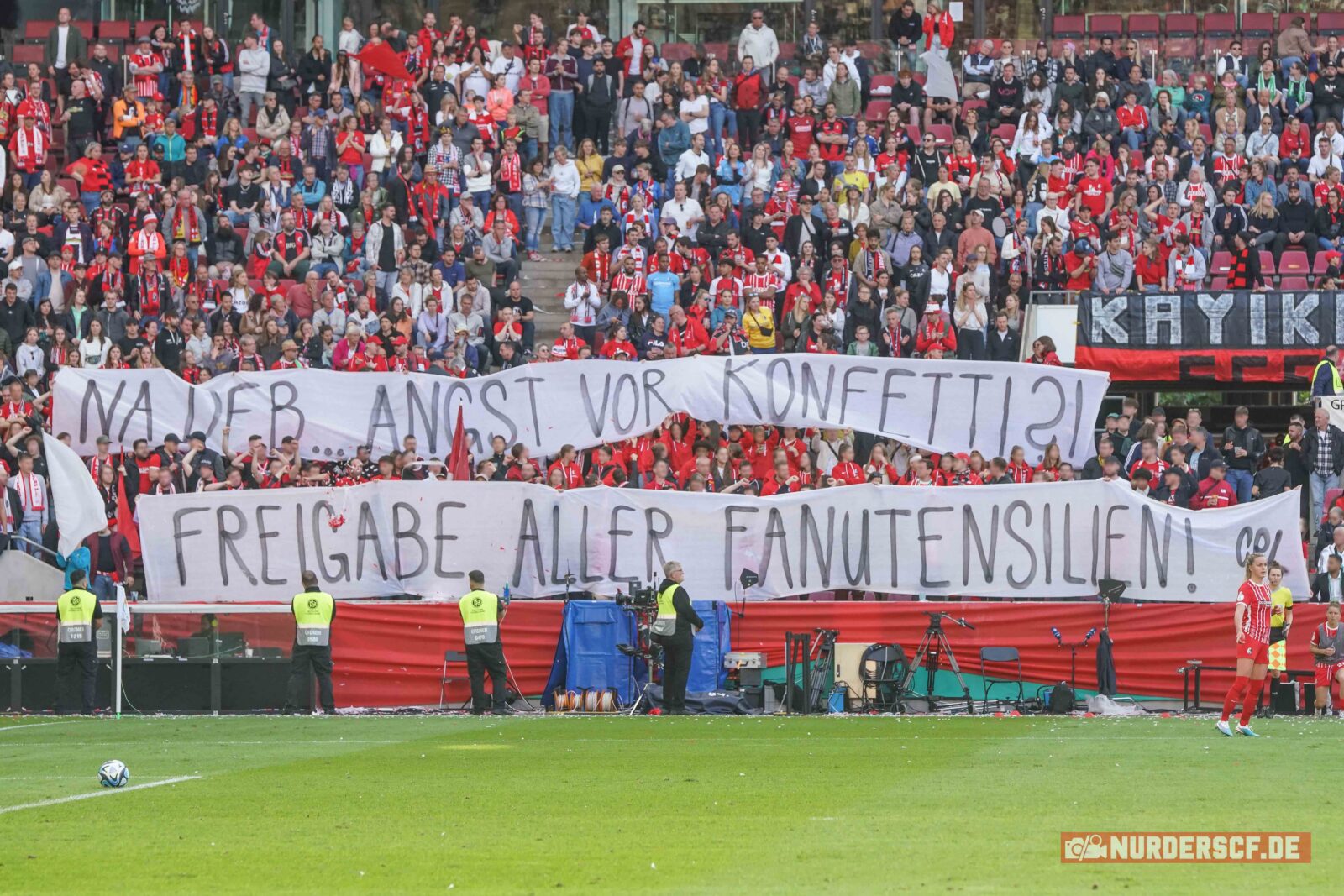 VfL Wolfsburg Frauen – SC Freiburg Frauen 4-1 (18)