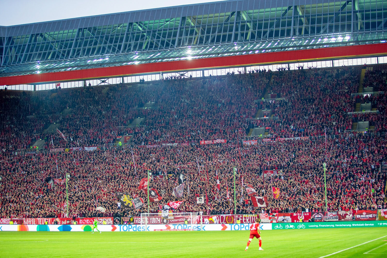 1. FC Kaiserslautern – SV Elversberg 1-1 (4)