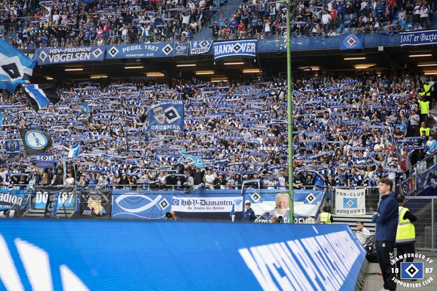 Hamburger SV – 1. FC Nürnberg 4-1 (4)