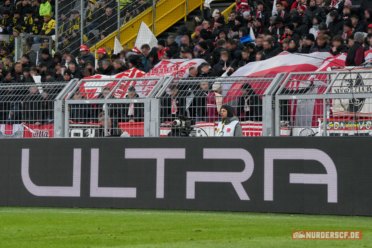 Borussia Dortmund – SC Freiburg 4-0 (17)