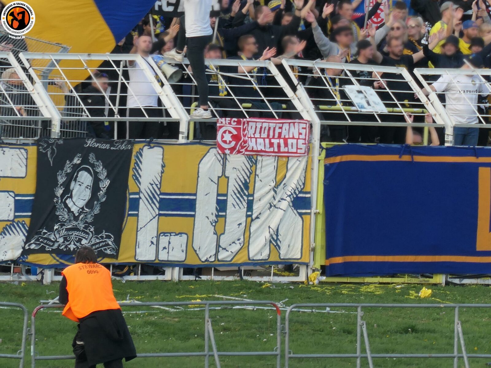 1. FC Lokomotive Leipzig – BSG Chemie Leipzig 3-0 (6)