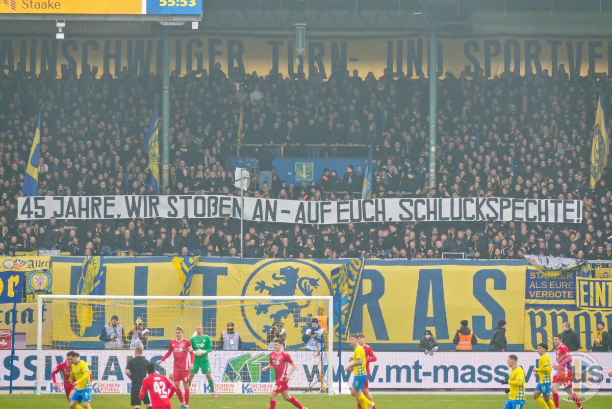 Eintracht Braunschweig – 1. FC Köln 1-2 (9)