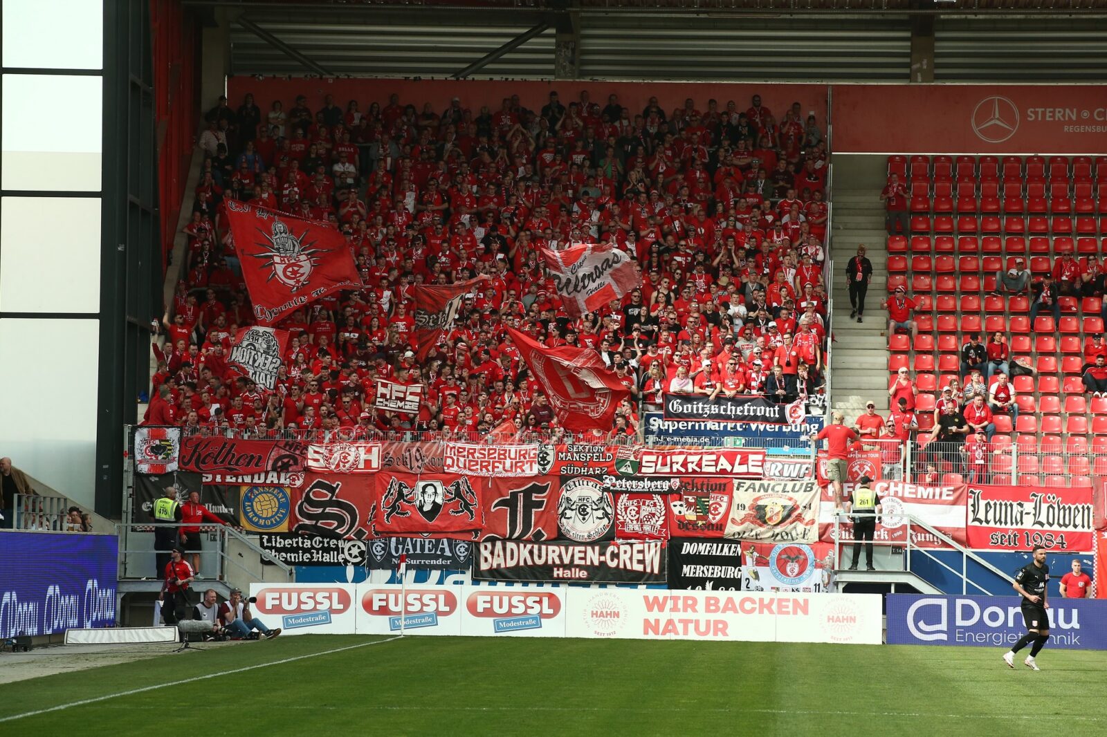 SSV Jahn Regensburg – Hallescher FC 2-0 (7)