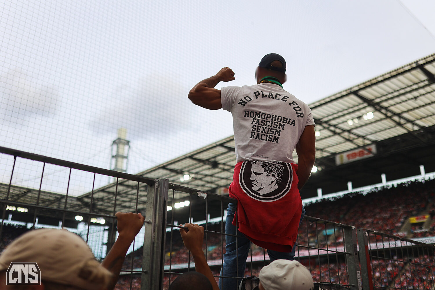 1. FC Köln – Karlsruher SC 4-4 (82)