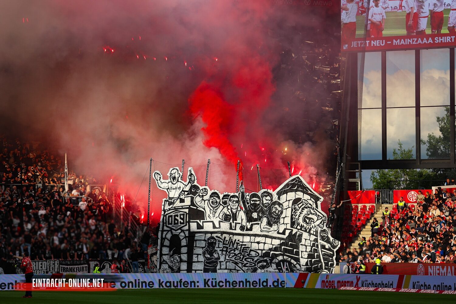1. FSV Mainz 05 – Eintracht Frankfurt 1-1 (8)