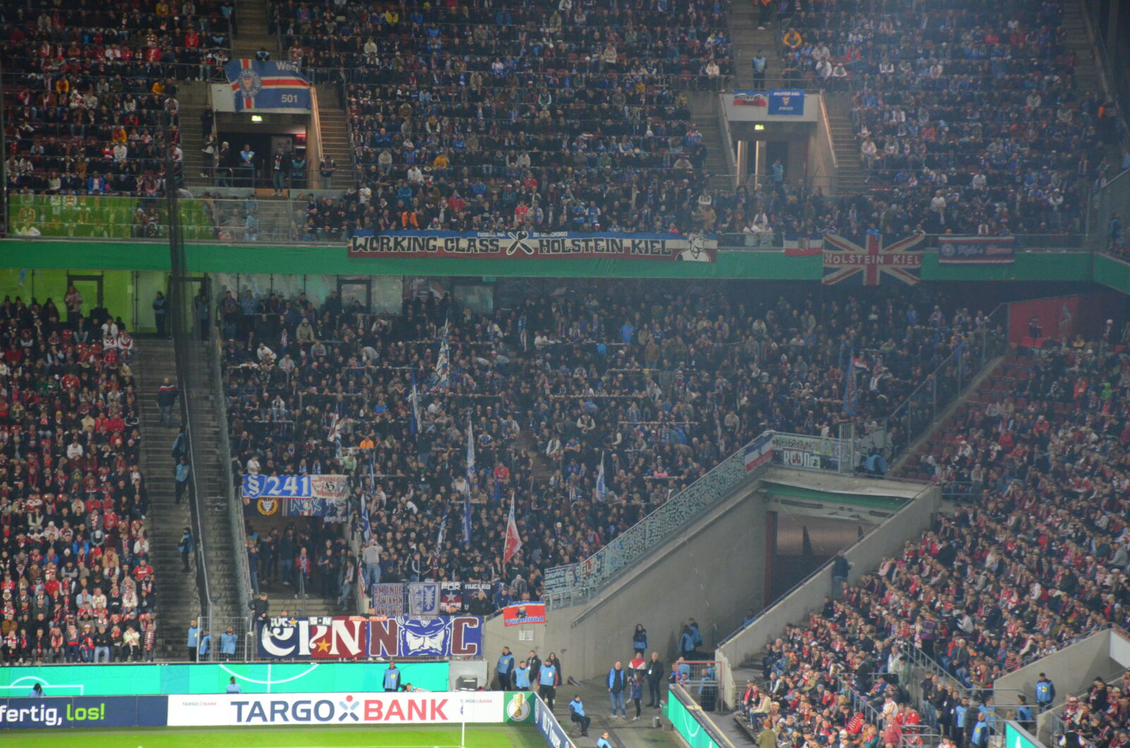 1. FC Köln – Holstein Kiel 3-0 (9)