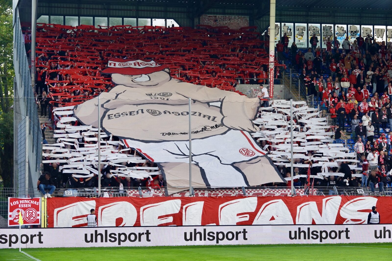 SV Waldhof Mannheim – Rot-Weiss Essen 6:1 (33)