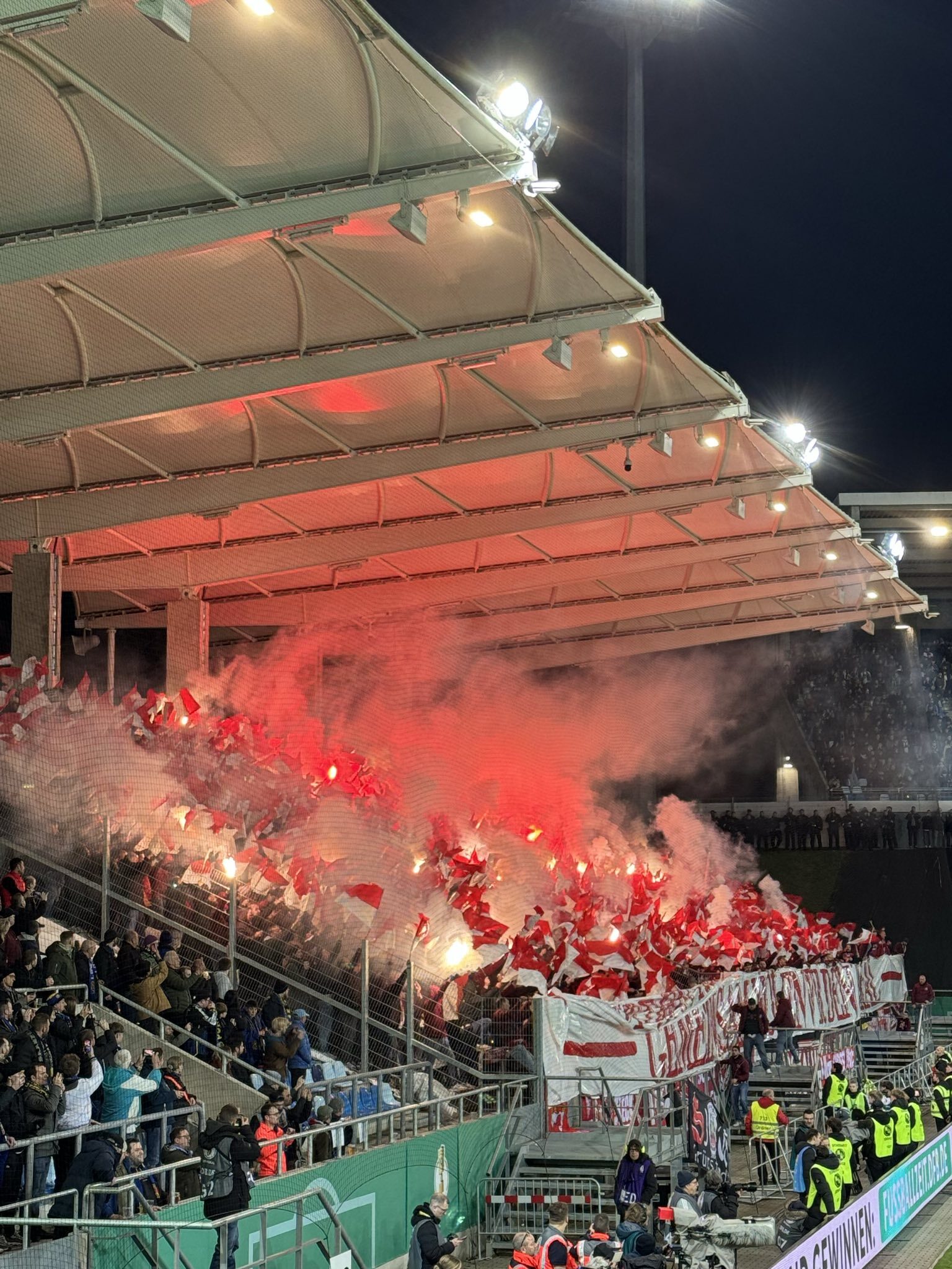1. FC Saarbrücken – 1. FC Kaiserslautern 0-2 (47)