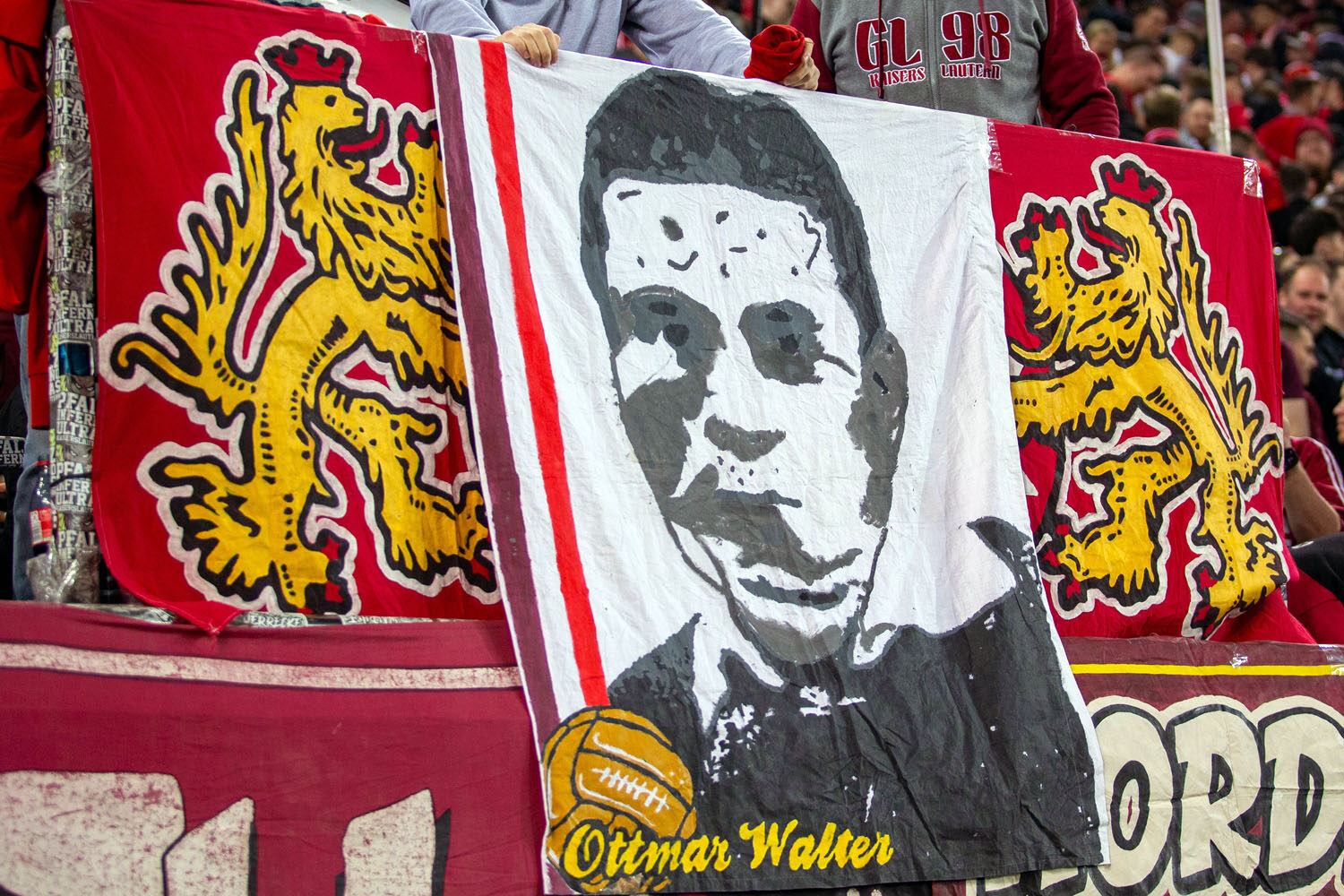 1. FC Kaiserslautern – SV Elversberg 1-1 (8)