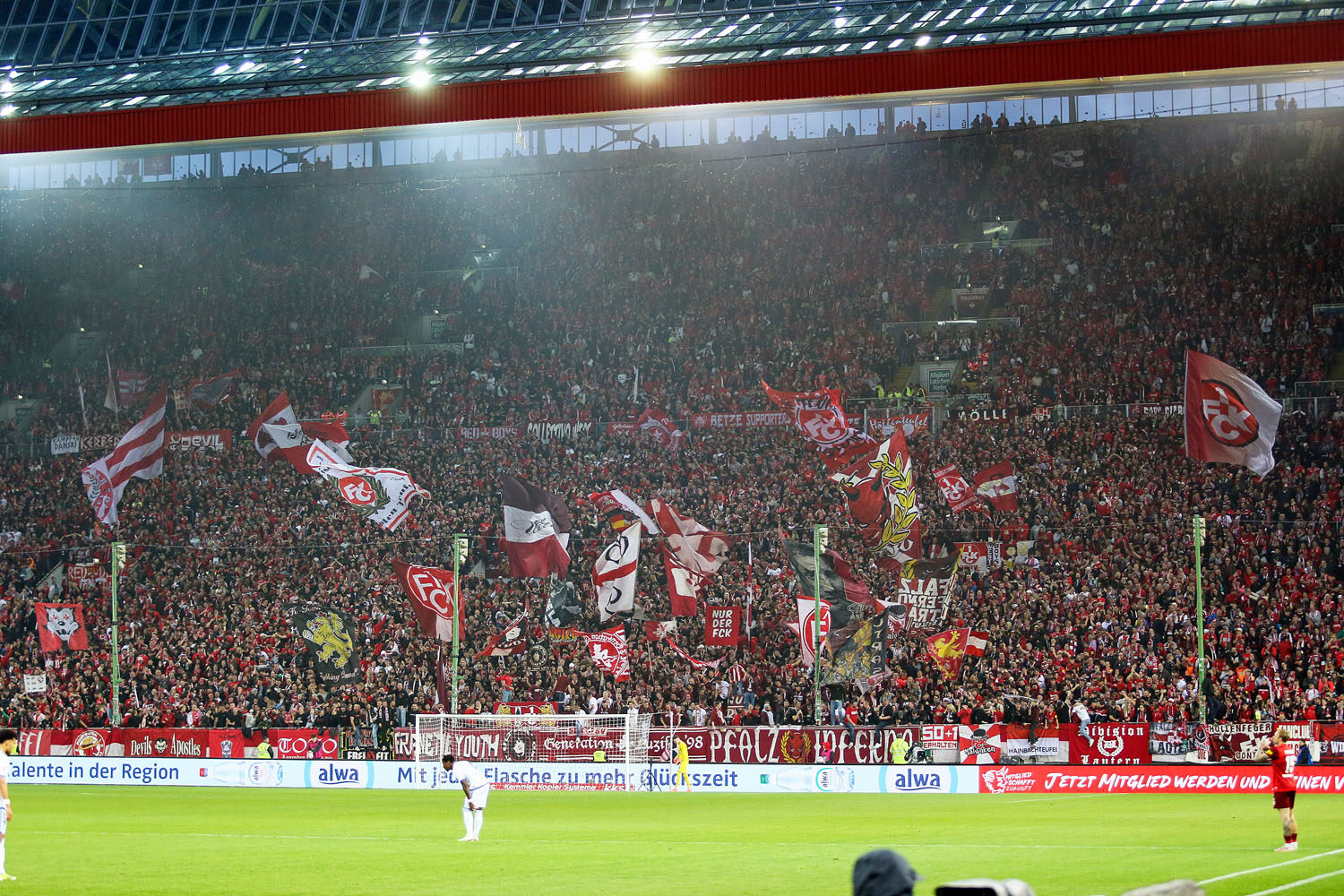 1. FC Kaiserslautern – 1. FC Magdeburg 4-1 (2)