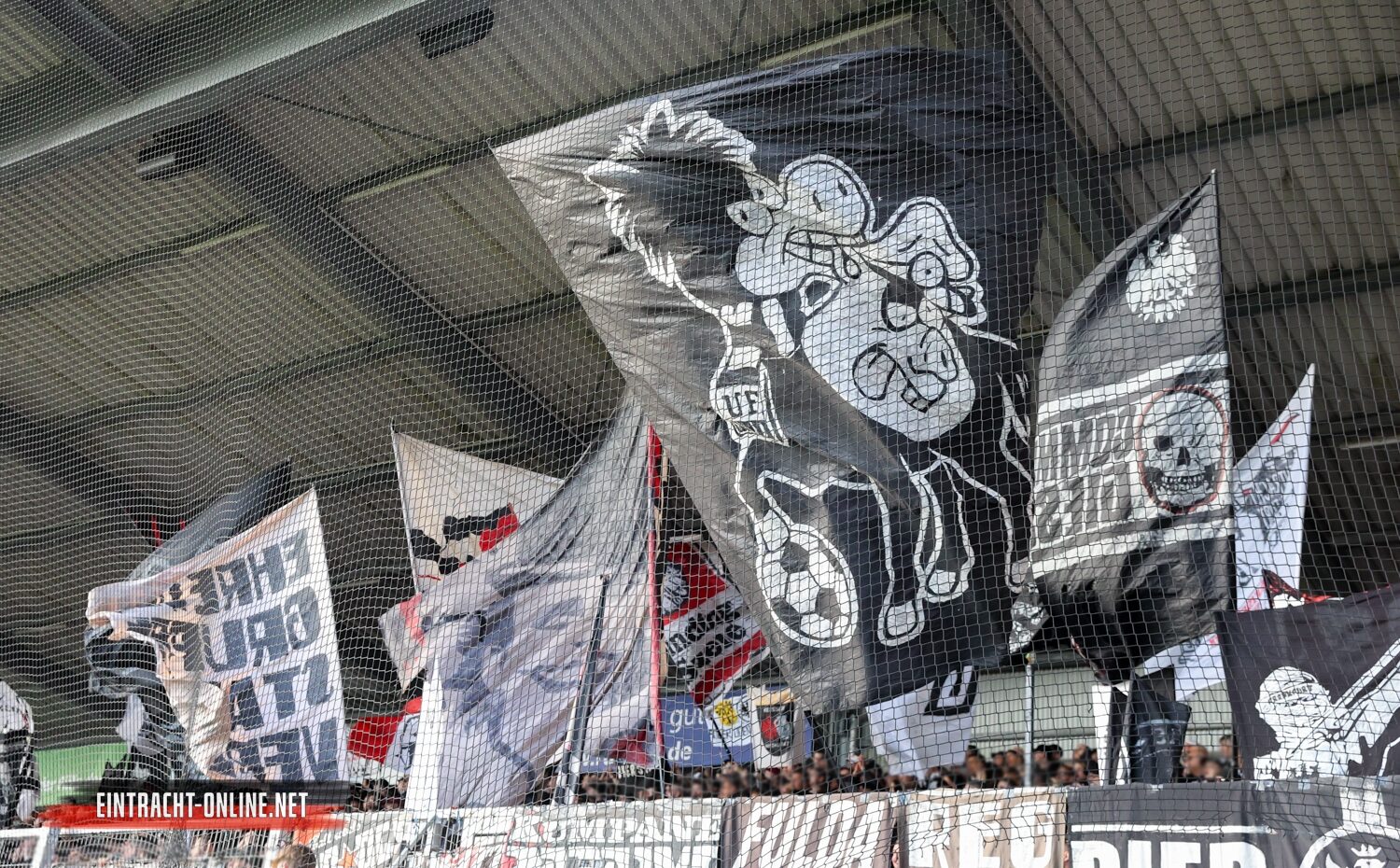 Holstein Kiel – Eintracht Frankfurt 2-4 (16)