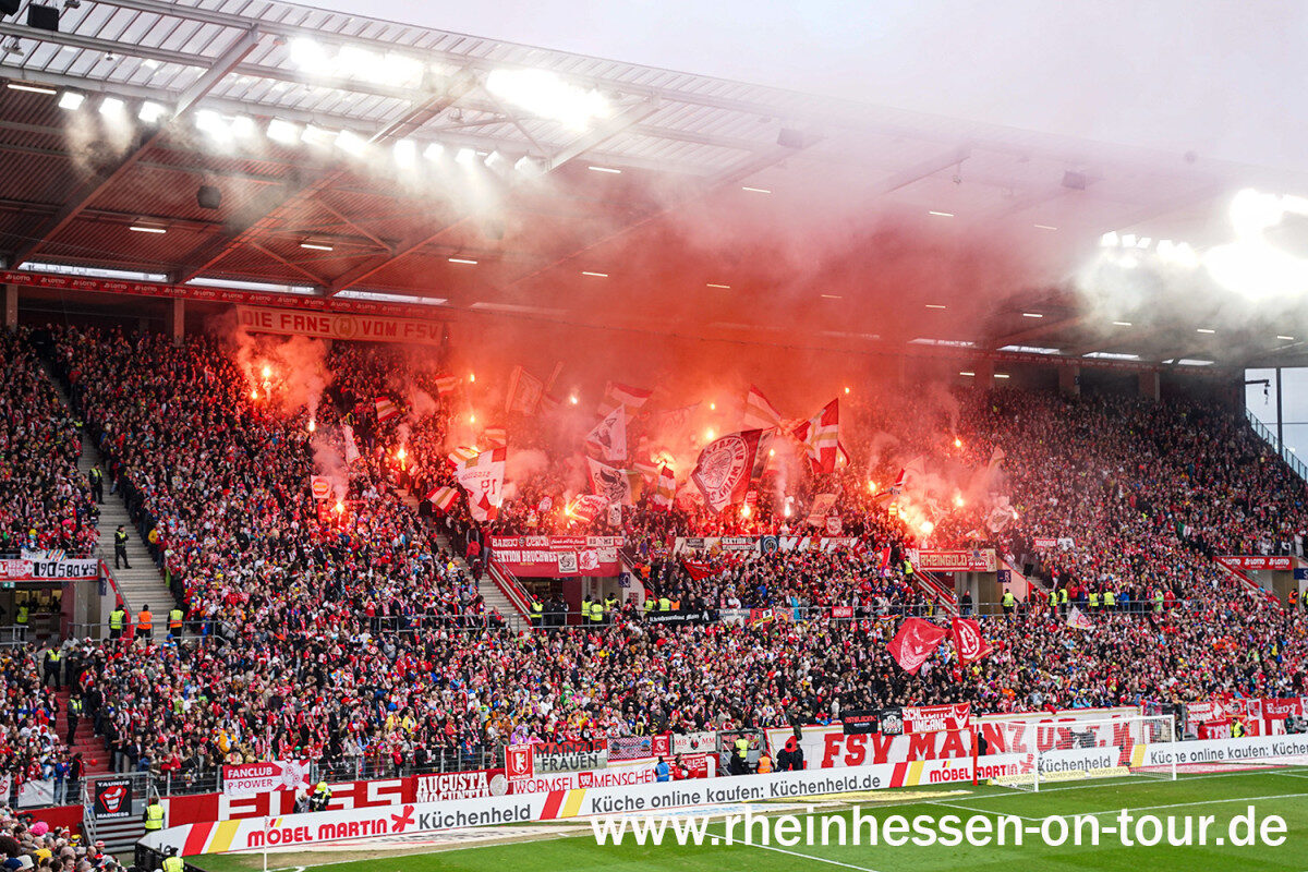 1. FSV Mainz 05 – FC St. Pauli 2-0 (13)