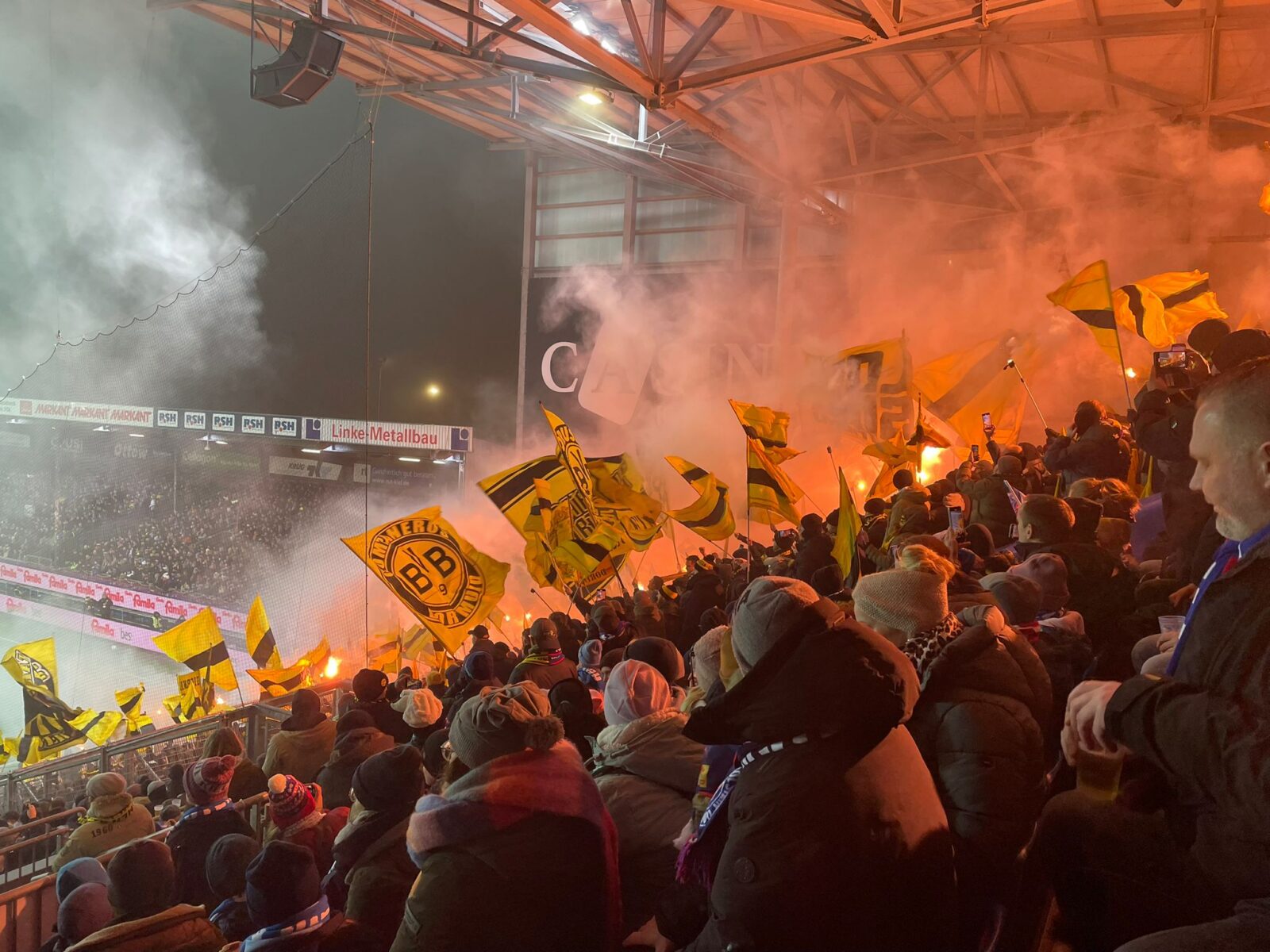 Holstein Kiel – Borussia Dortmund 4-2 (8)