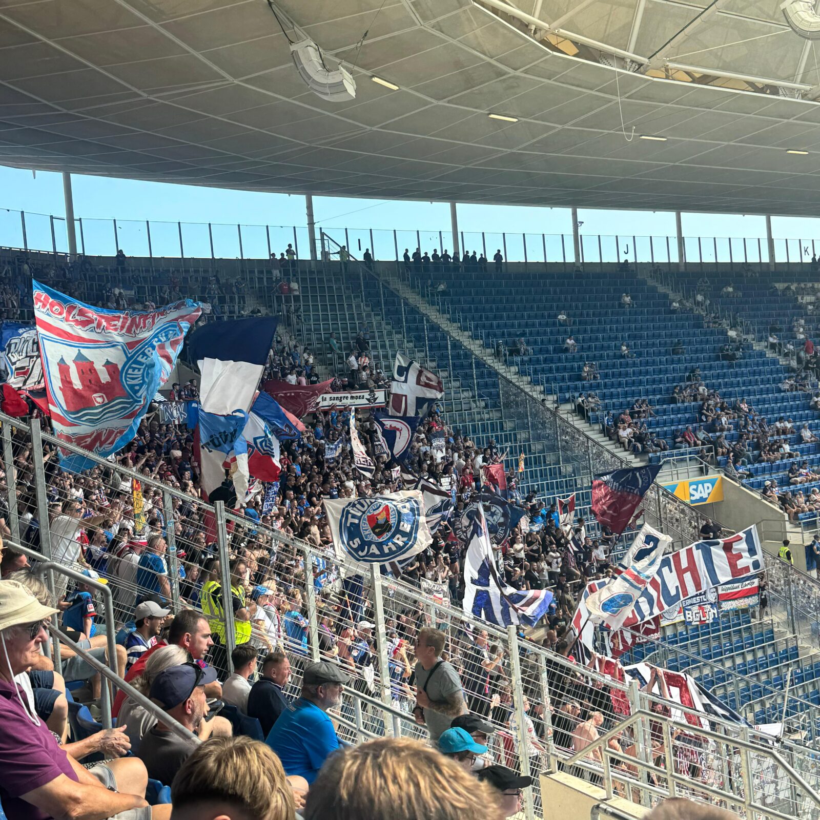 TSG Hoffenheim – Holstein Kiel 3-2 (10)