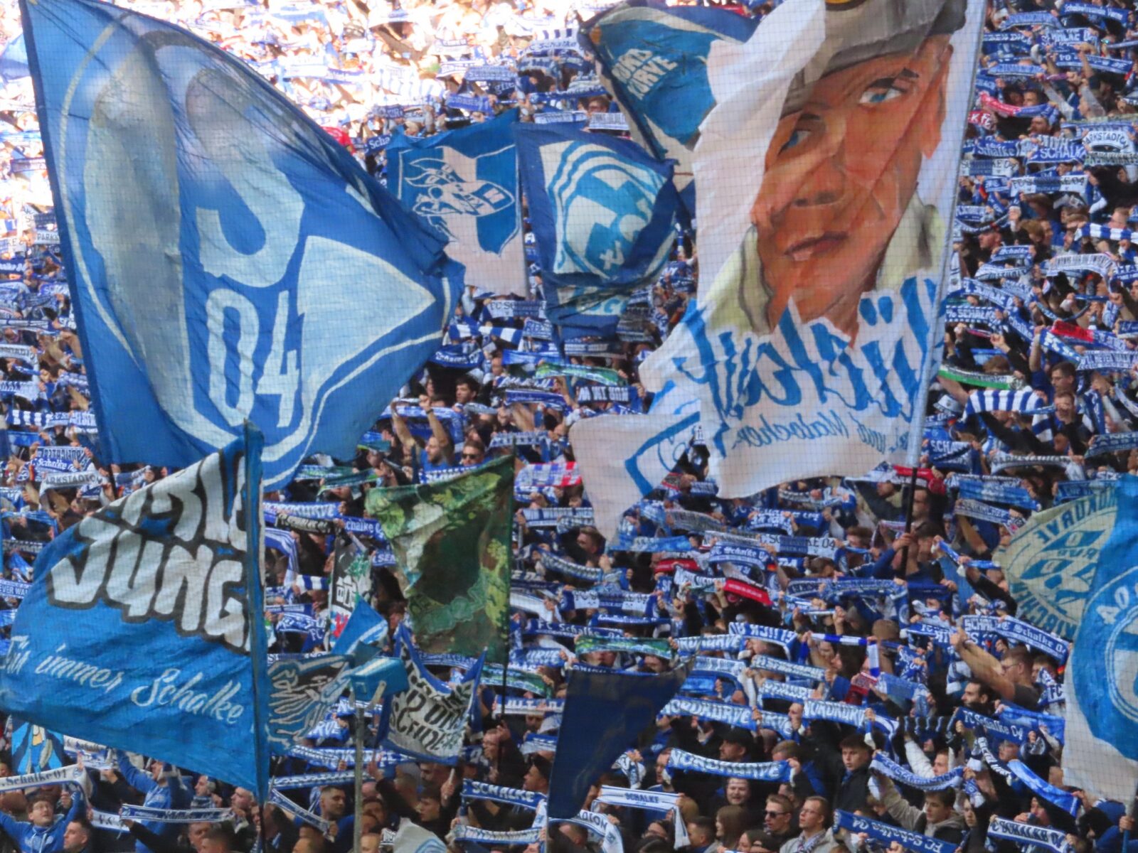 FC Schalke 04 – SC Paderborn 3-3 (9)