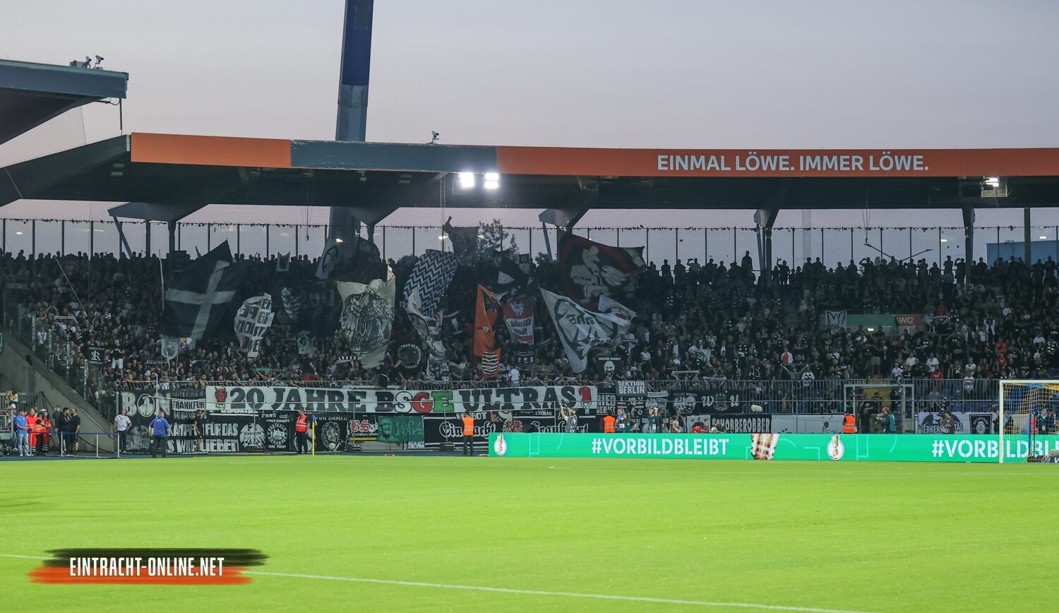 Eintracht Braunschweig – Eintracht Frankfurt 1-4 (22)