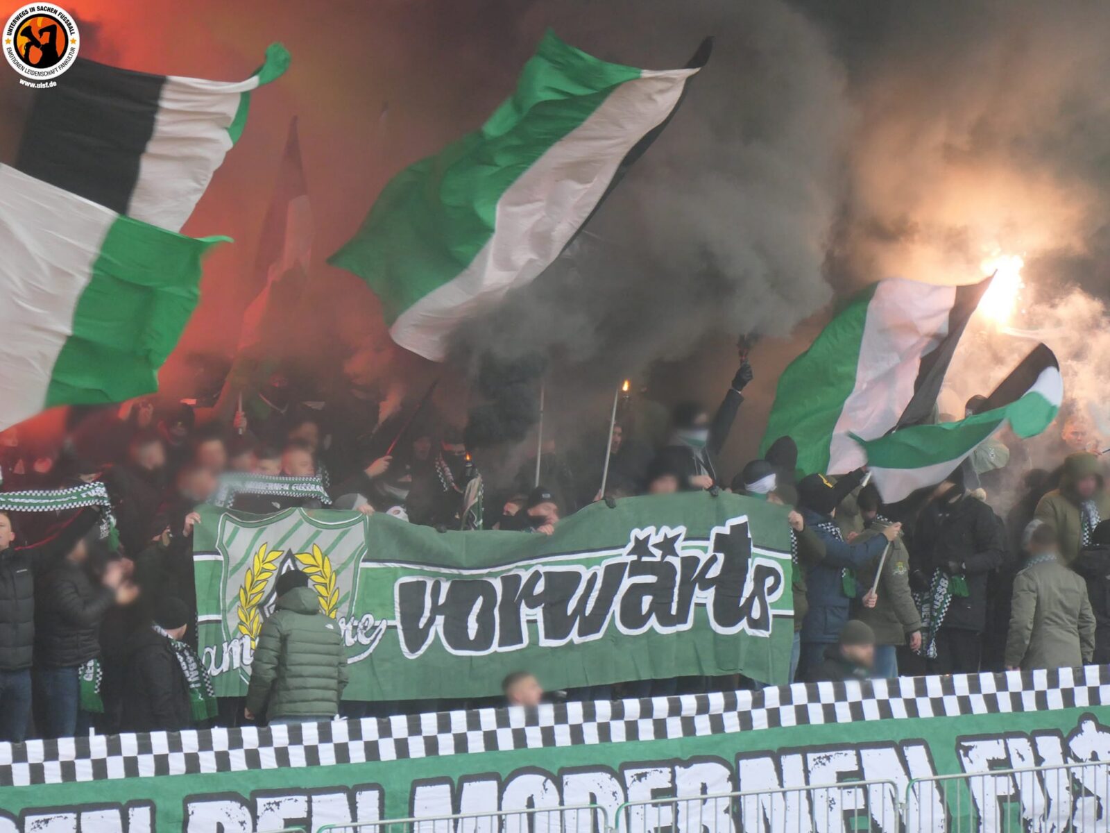 Borussia Mönchengladbach II – 1. FC Düren 5-0 (9)