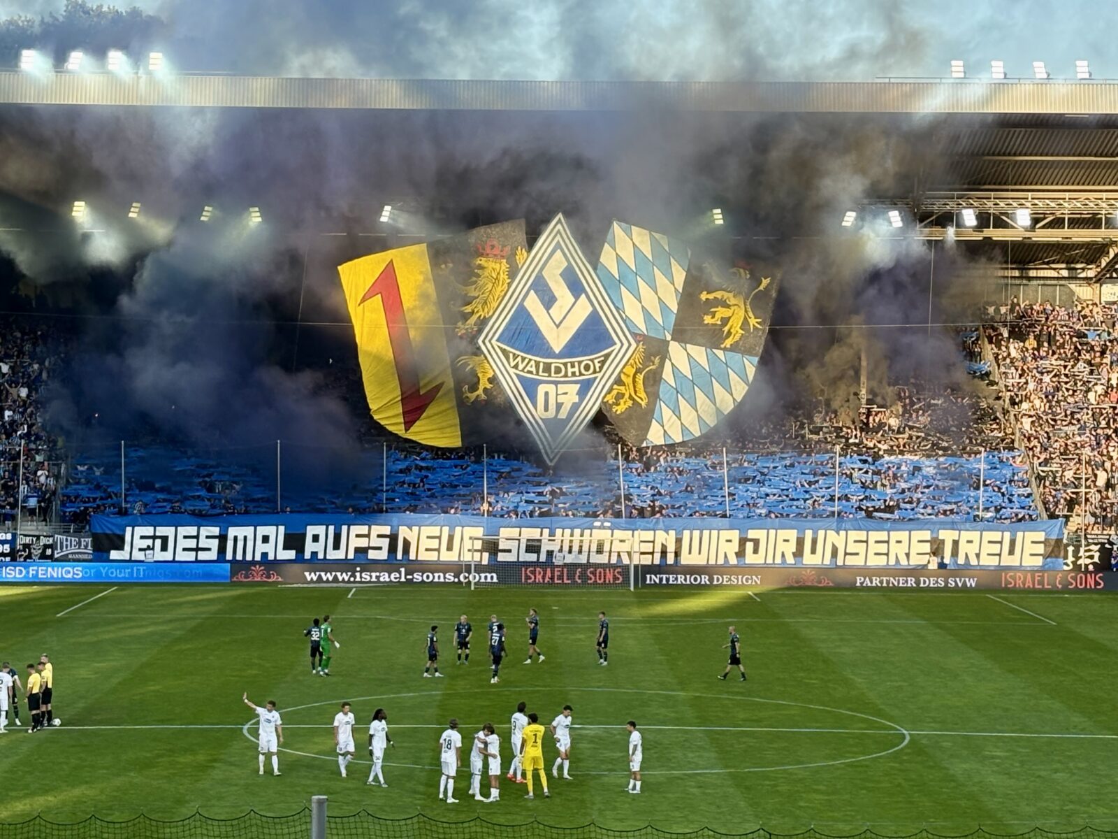 SV Waldhof Mannheim – Viktoria Köln 2-0 (12)