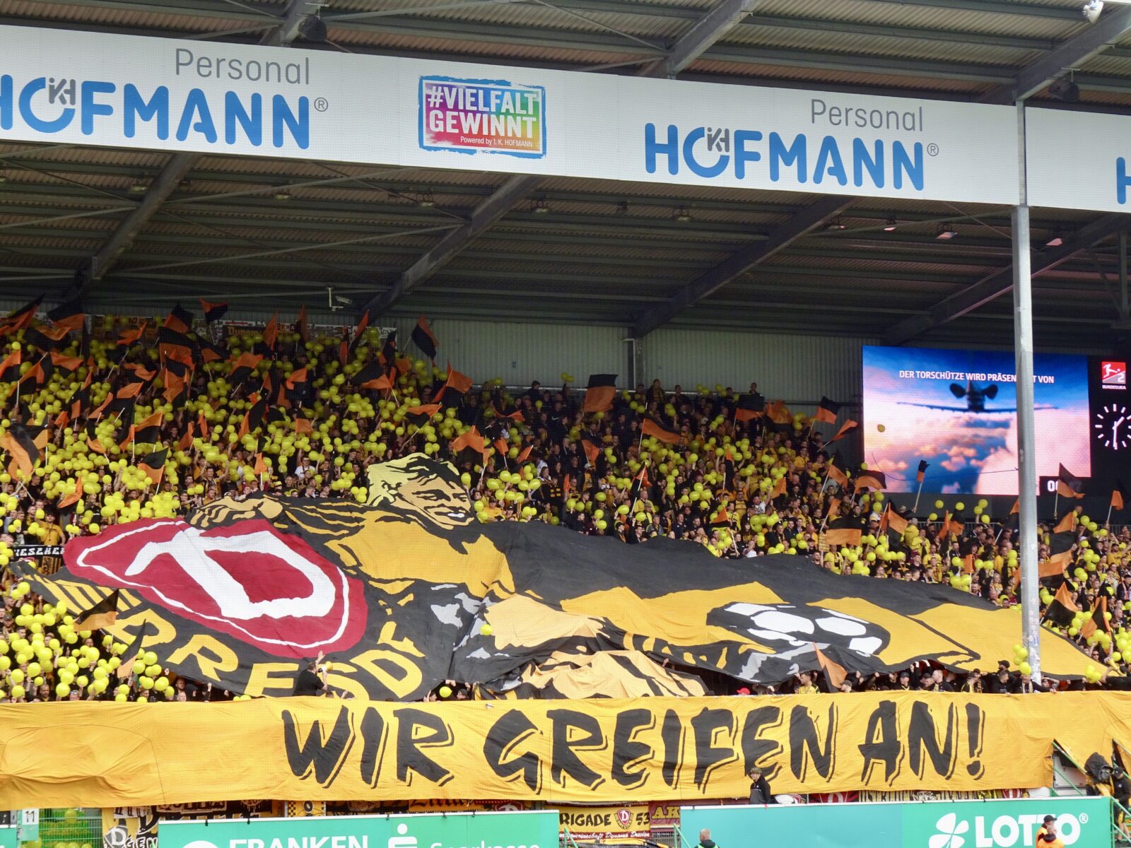 SpVgg Fürth – SG Dynamo Dresden 3-2 (2)