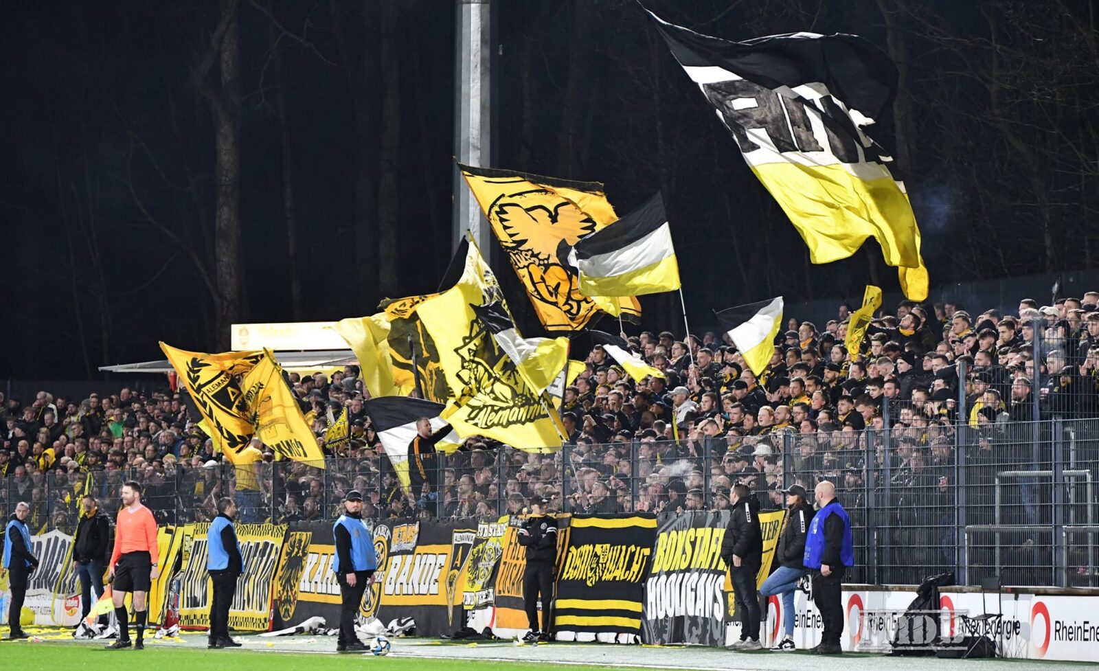 1. FC Köln II – TSV Alemannia Aachen 0-2 (9)