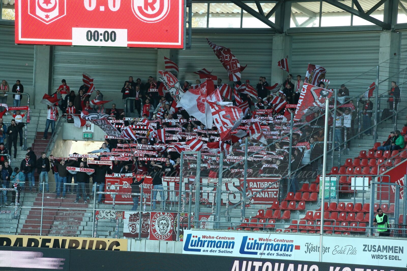 Hallescher FC – SSV Jahn Regensburg 1-2 (1)